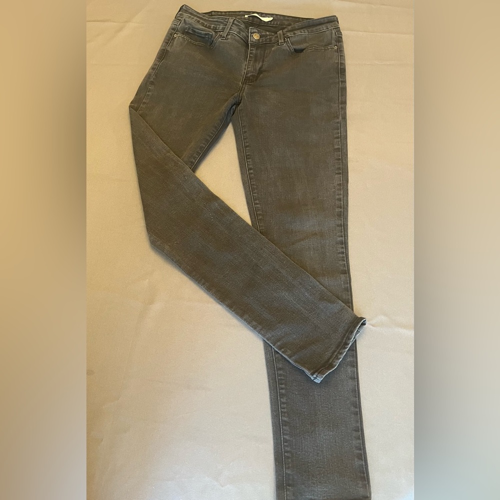 Levi’s 711 Skinny Jeans – Black Wash – Size 29 ✨